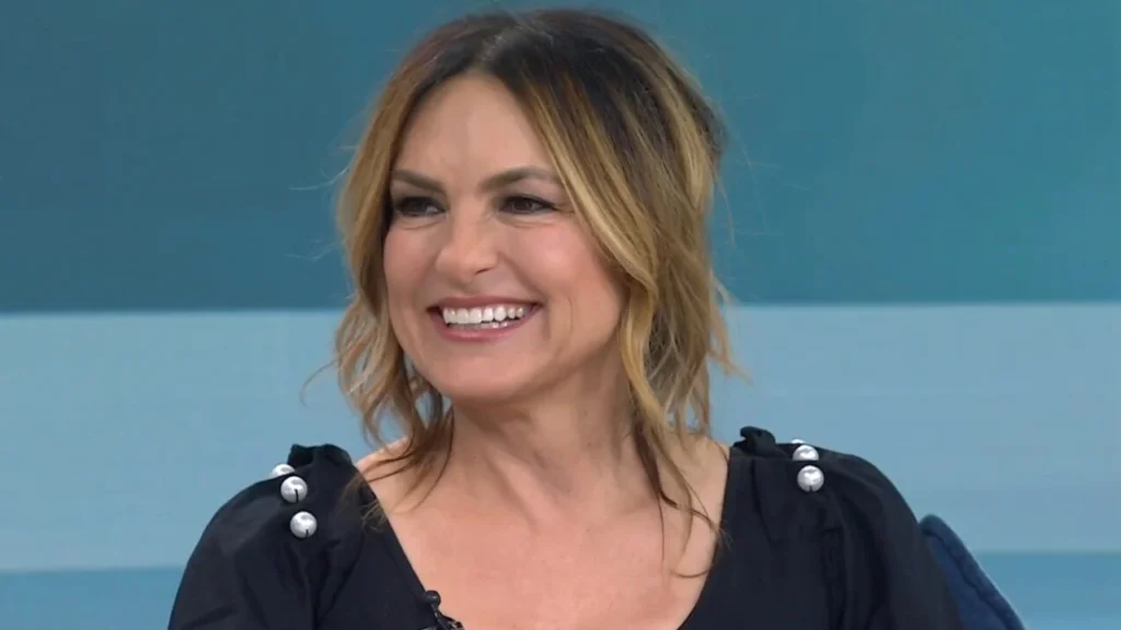 Mariska Hargitay será mestre de cerimônias do Emmy 2026; premiação acontece em 14 de setembro