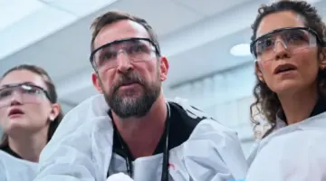 “The Pitt” lidera Emmy 2026 com 25 indicações e quebra recorde - Imagem do artigo original